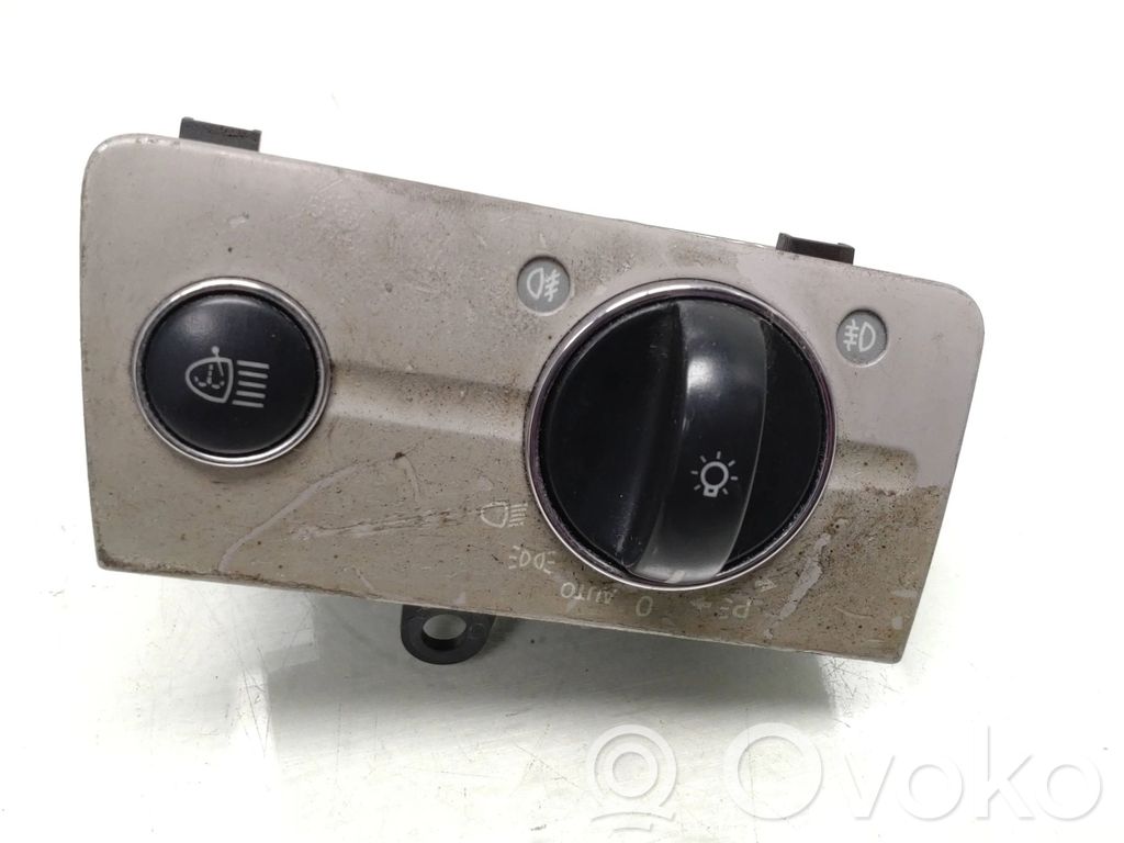 Mercedes-Benz E W211 Light switch 