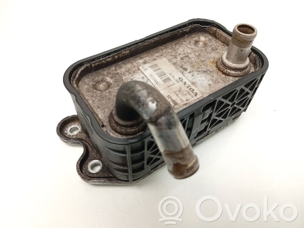 Volvo XC70 Engine oil radiator 