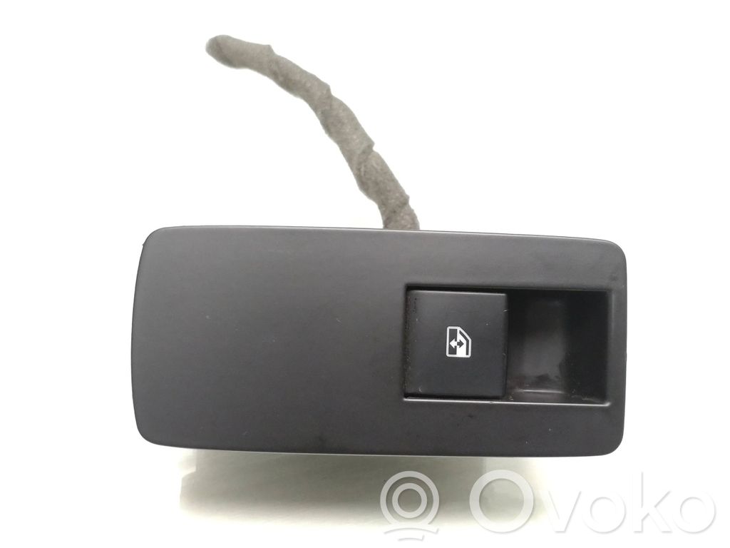 Opel Insignia A Electric window control switch 