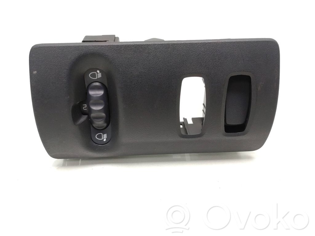 Renault Kangoo II Headlight level height control switch 
