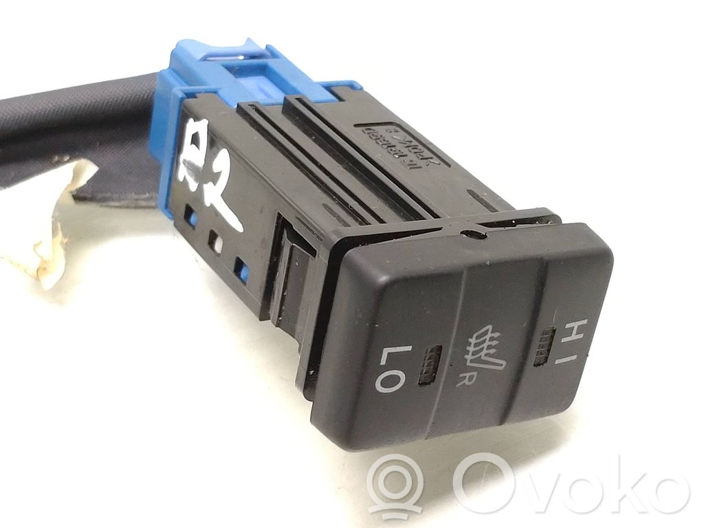 Toyota Auris E180 Seat heating switch 