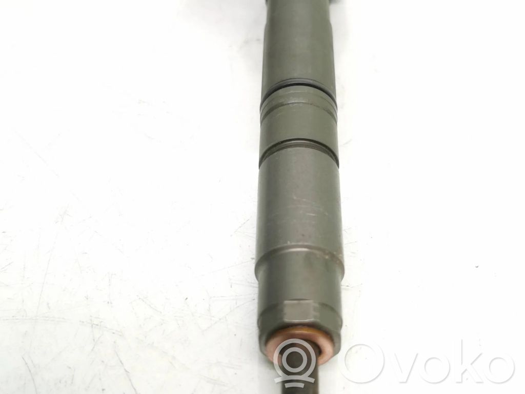 Audi A6 S6 C6 4F Fuel injector 