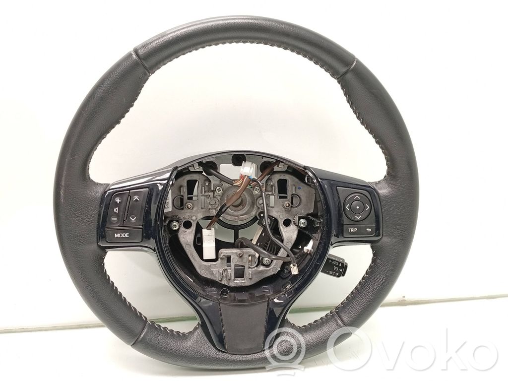 Toyota Yaris Ohjauspyörä 