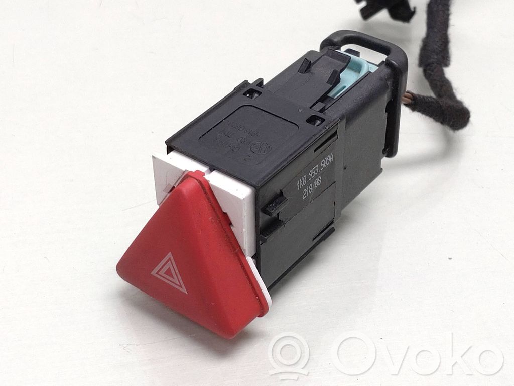 Volkswagen Golf V Hazard light switch 