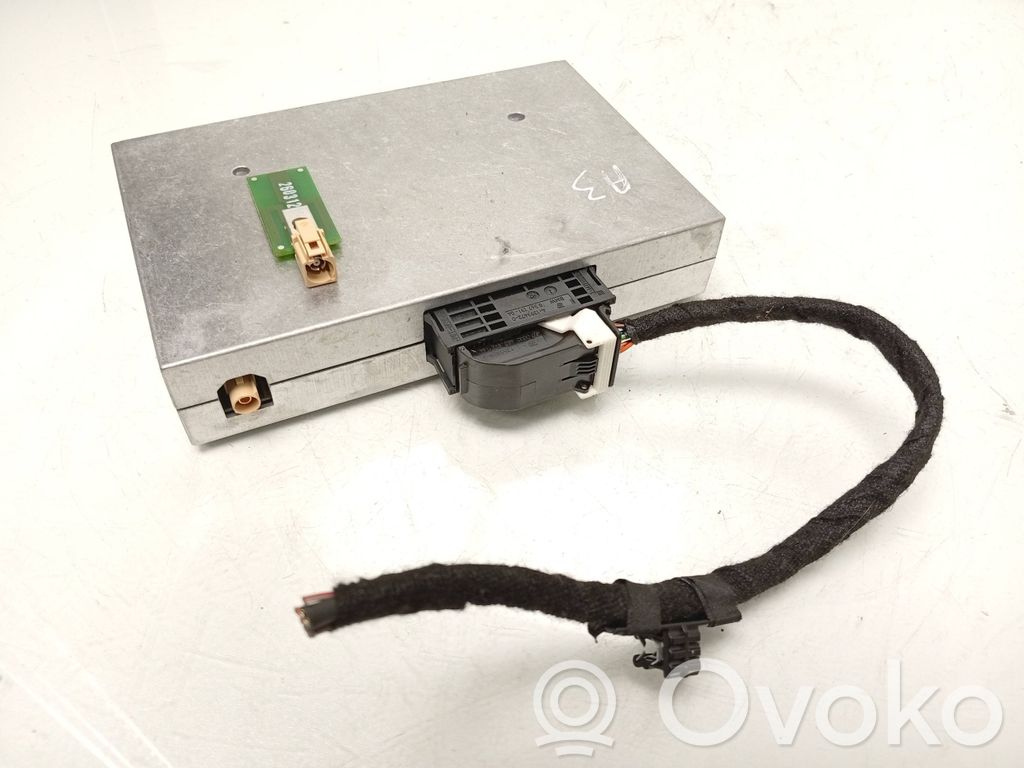 Audi A3 S3 8P Bluetooth control unit module 
