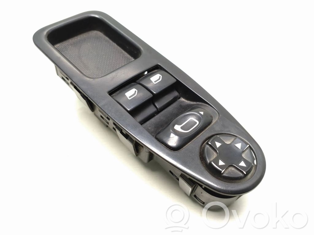 Peugeot Expert Electric window control switch 