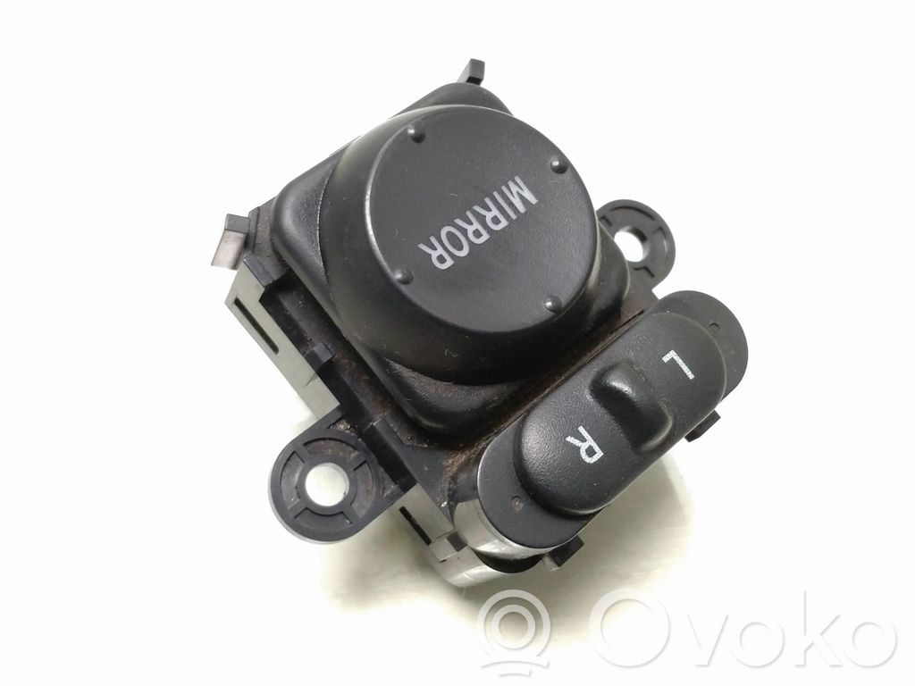 Honda FR-V Wing mirror switch 