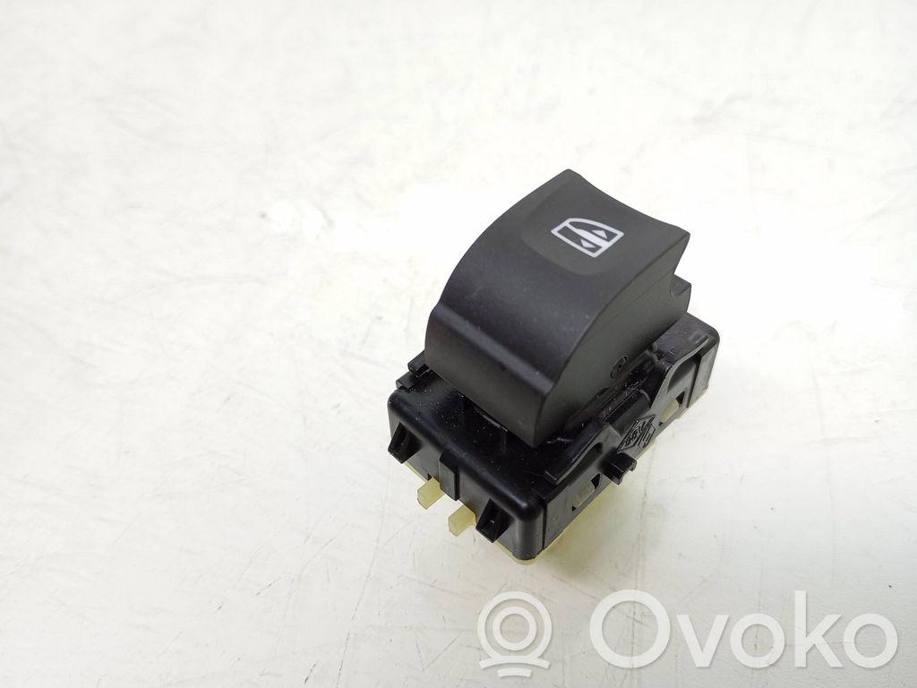 Renault Zoe Electric window control switch 