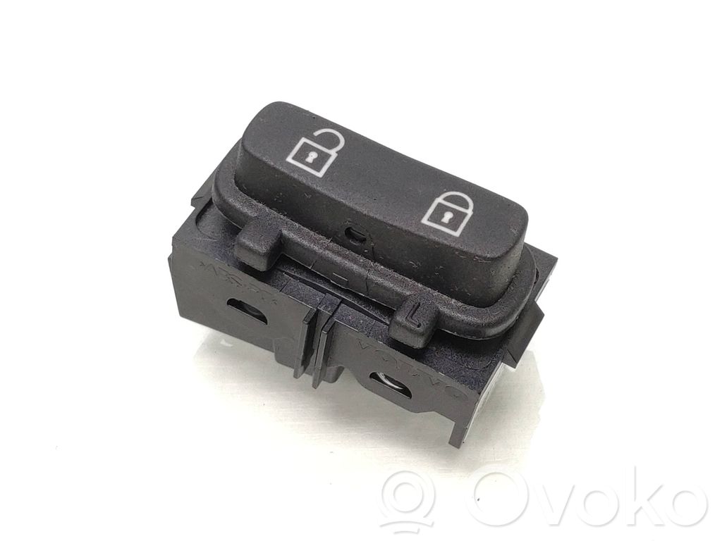 Volvo V70 Central locking switch button 