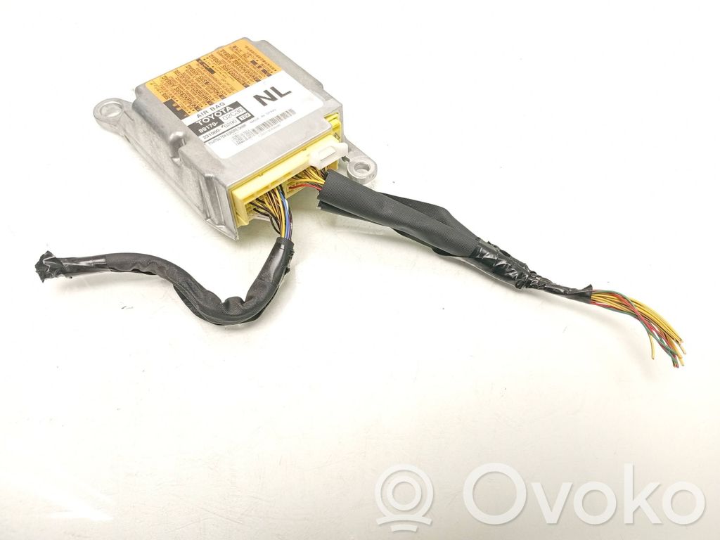 Toyota Auris E180 Airbag control unit/module 