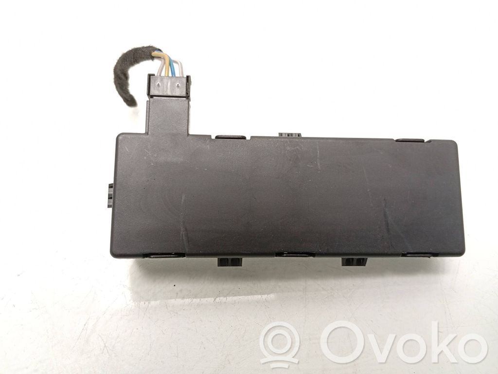 Opel Astra J Antenos stiprintuvas 