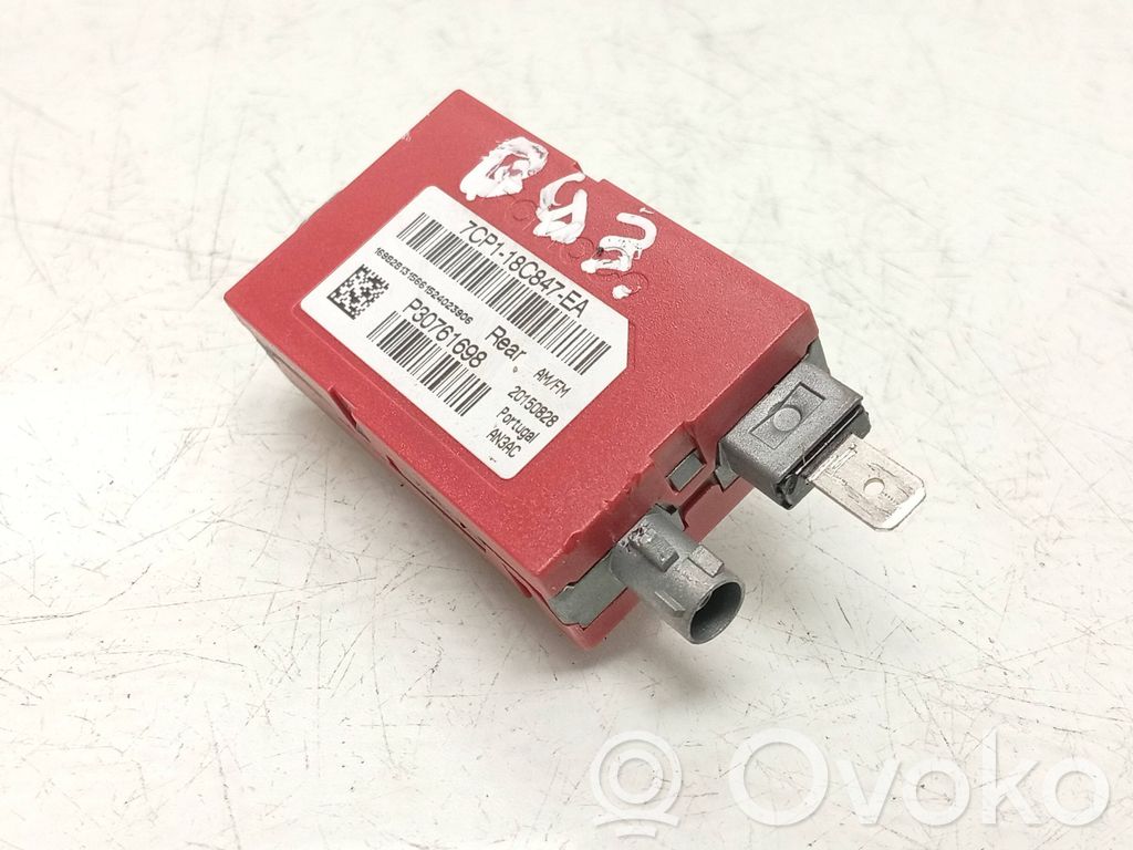 Volvo V40 Antenos stiprintuvas 