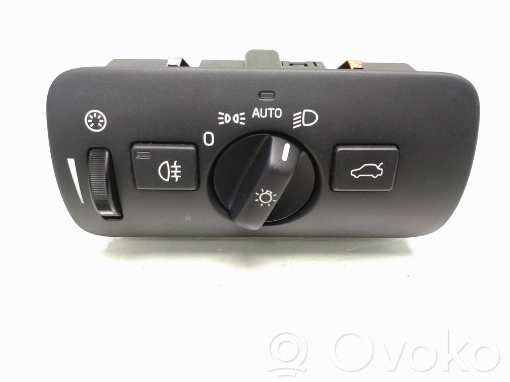 Volvo V40 Light switch 