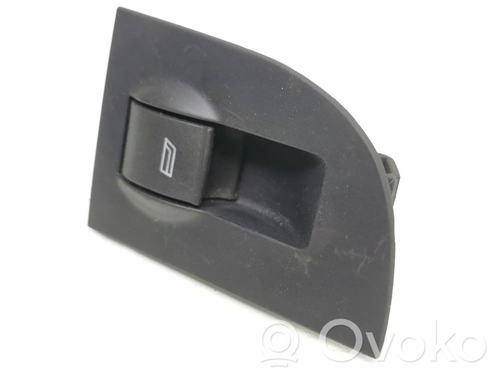 Audi A6 S6 C5 4B Electric window control switch 