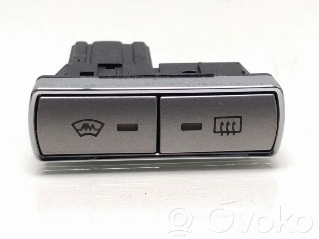Ford S-MAX Windscreen/window heater switch 
