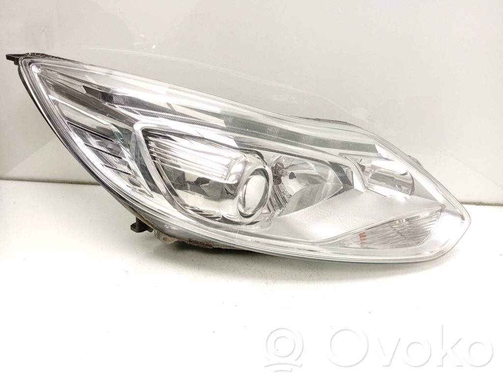 Ford Focus Headlight/headlamp 