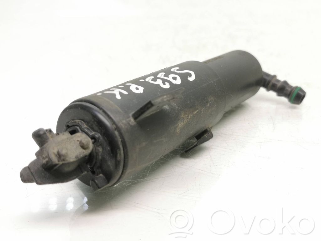 BMW 3 E90 E91 Headlight washer spray nozzle 