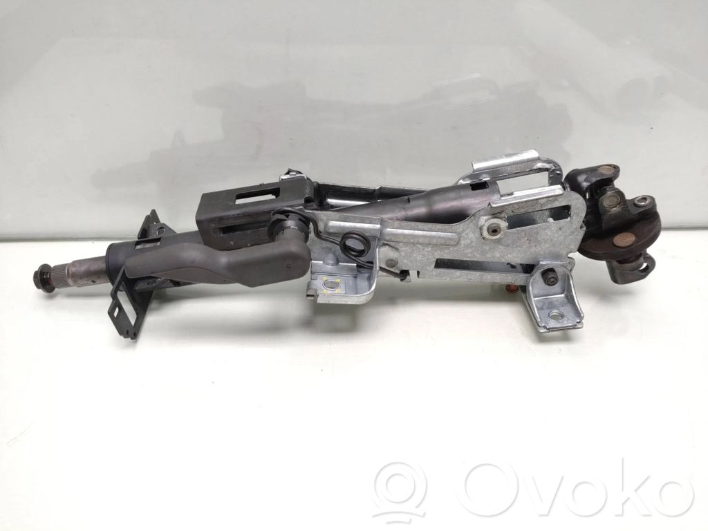 Volvo XC70 Vairo rato ašis 