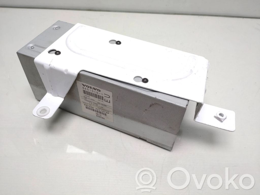Volvo XC70 GPS navigation control unit/module 