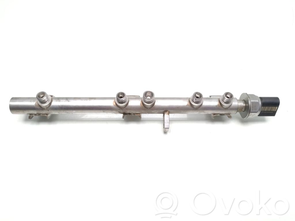 BMW 1 E81 E87 Fuel main line pipe 