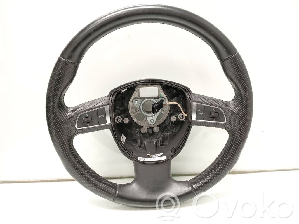 Audi A3 S3 8P Steering wheel 