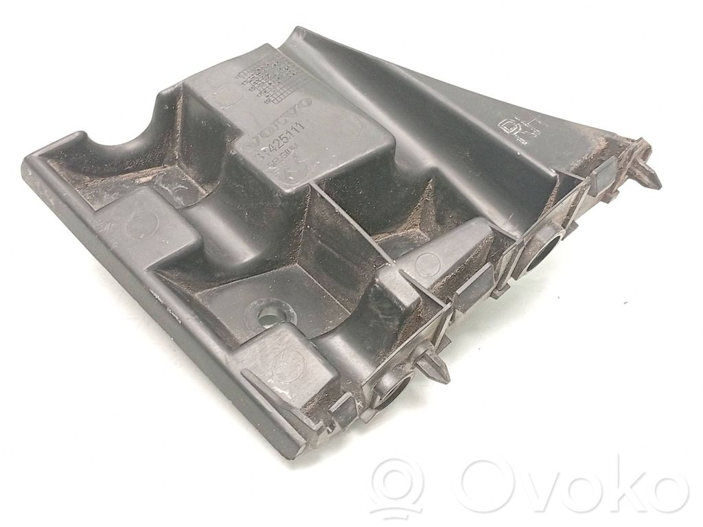 Volvo V40 Front bumper mounting bracket 