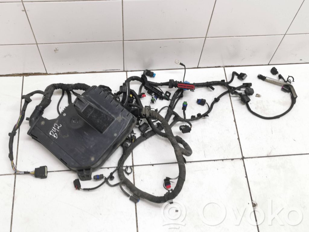 Volvo V40 Engine installation wiring loom 