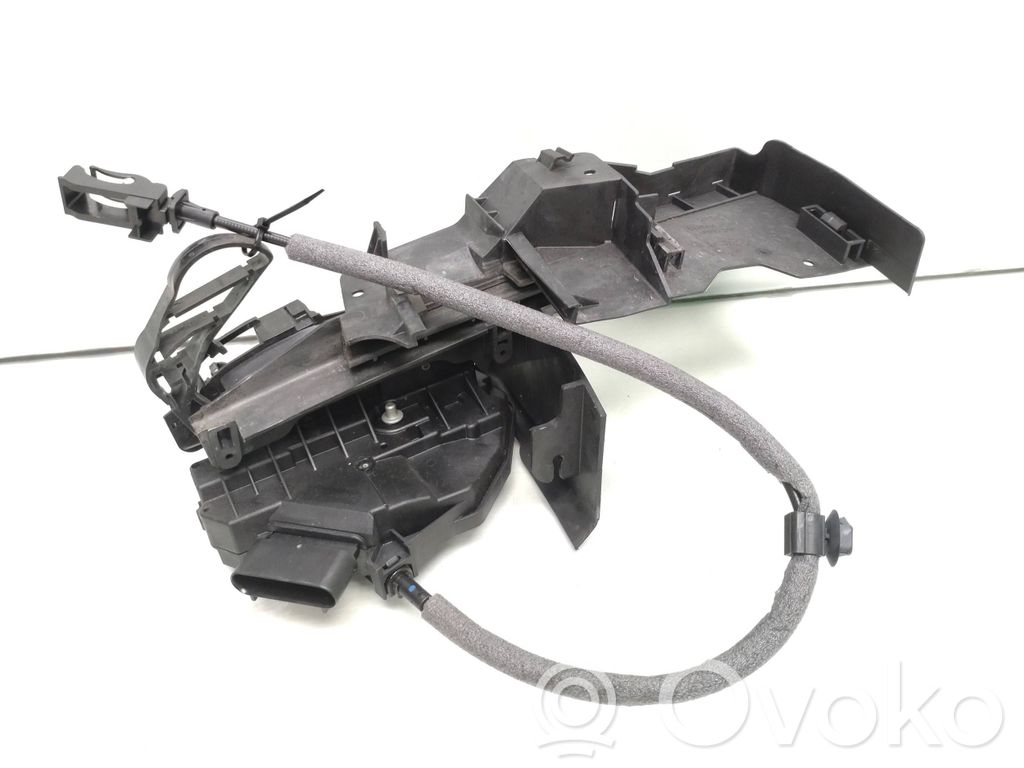Ford Focus Front door lock 