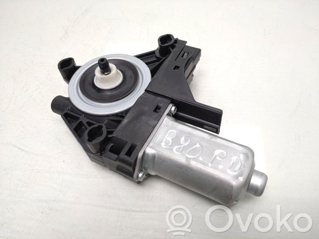 Volvo V60 Front door window regulator motor 