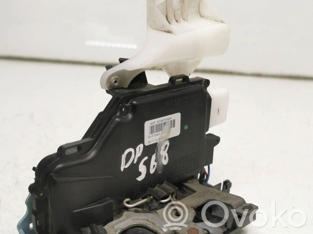 Volkswagen Caddy Front door lock 