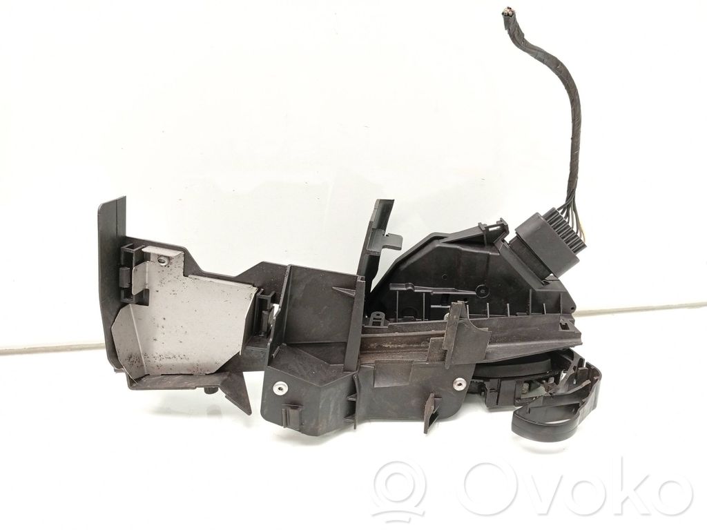 Ford Focus Front door lock 