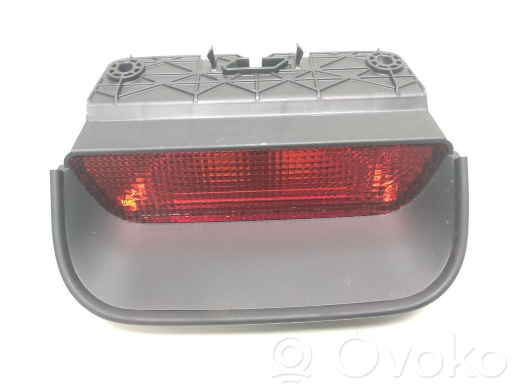 Honda CR-V Third/center stoplight 
