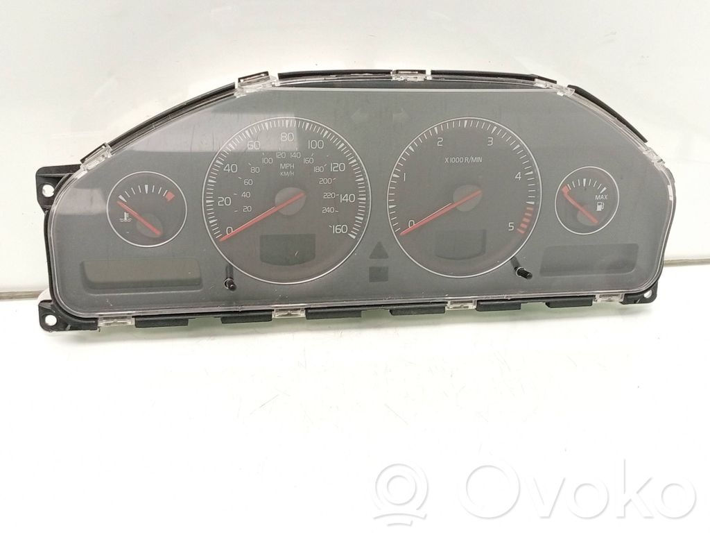 Volvo XC70 Spidometrs (instrumentu panelī) 