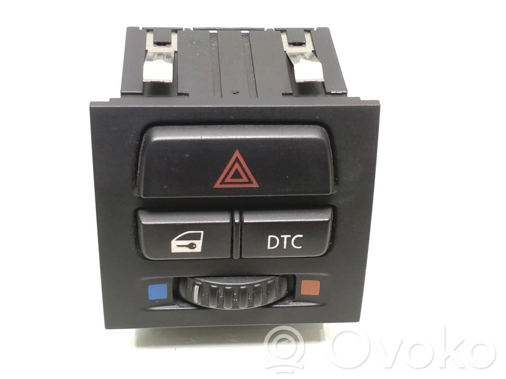 Hazard light switch   6945652,61316945652,61316945652