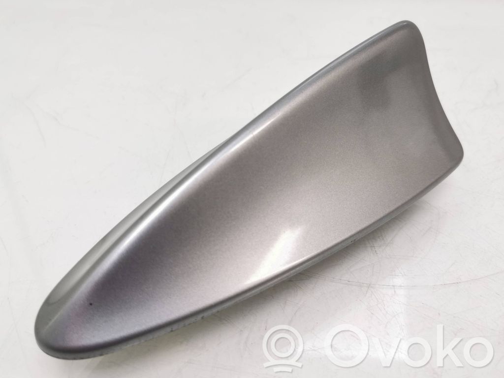 BMW X3 E83 Radion antenni 