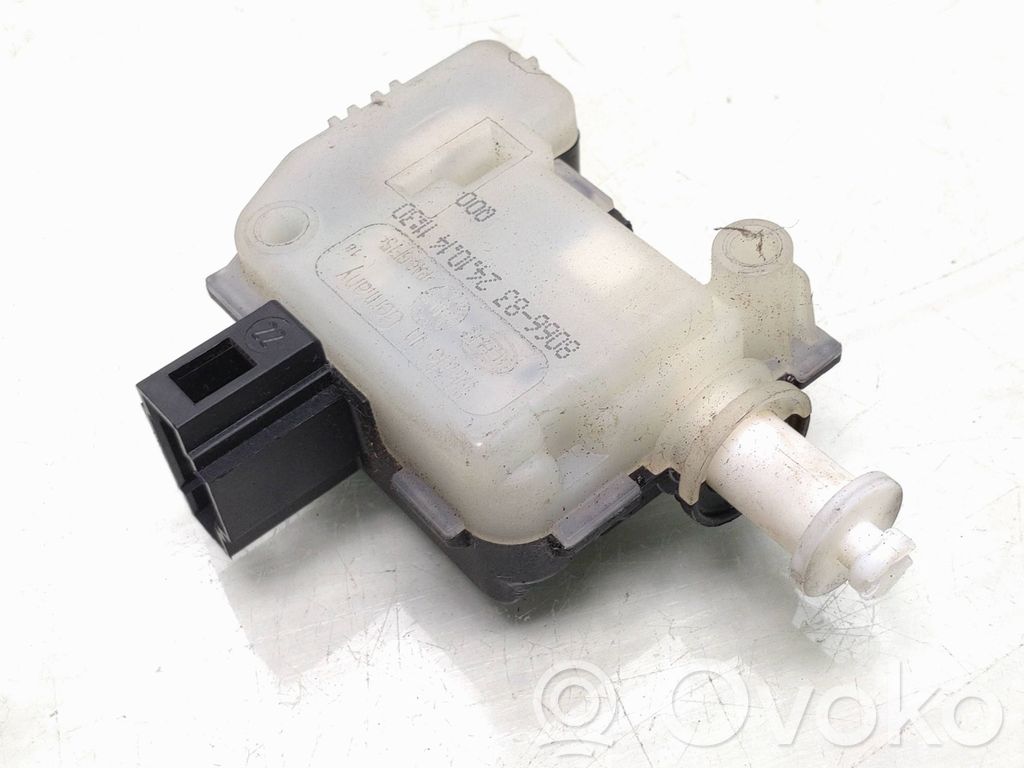 Volvo V40 Fuel tank cap lock motor 