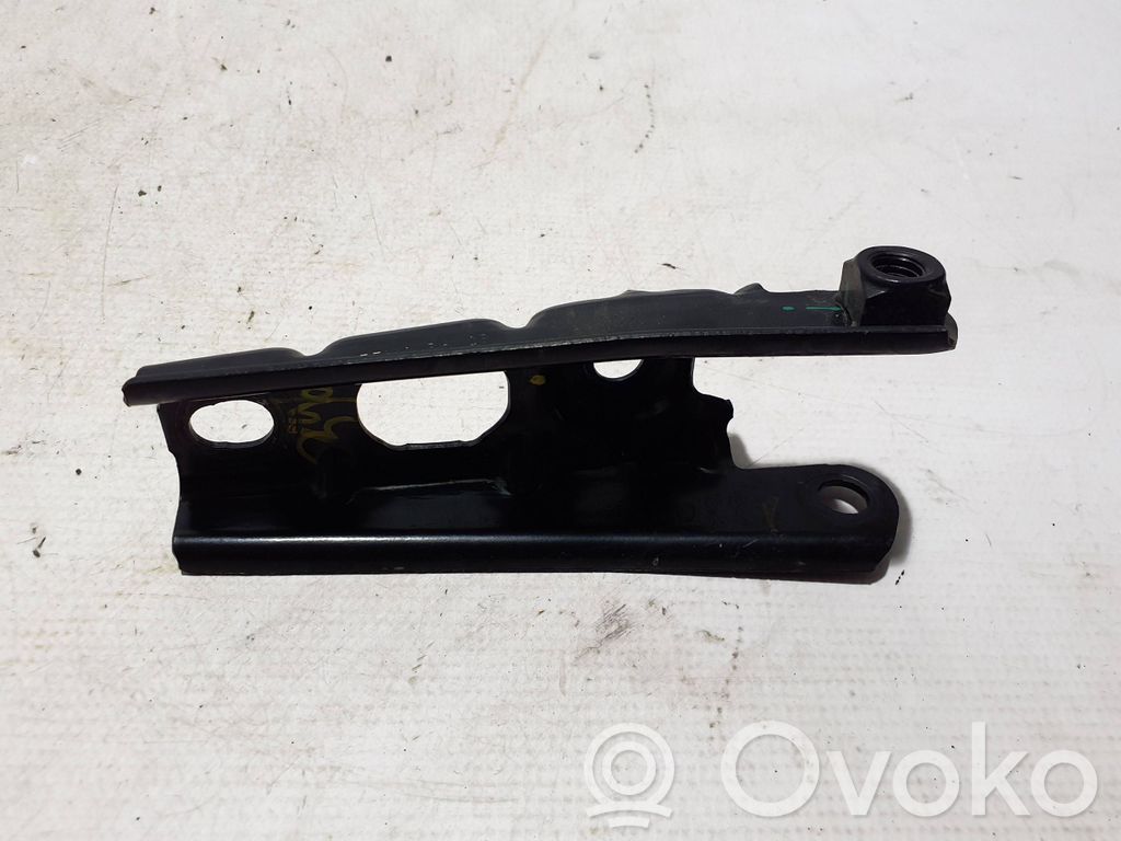 Renault Express Engine mount bracket 