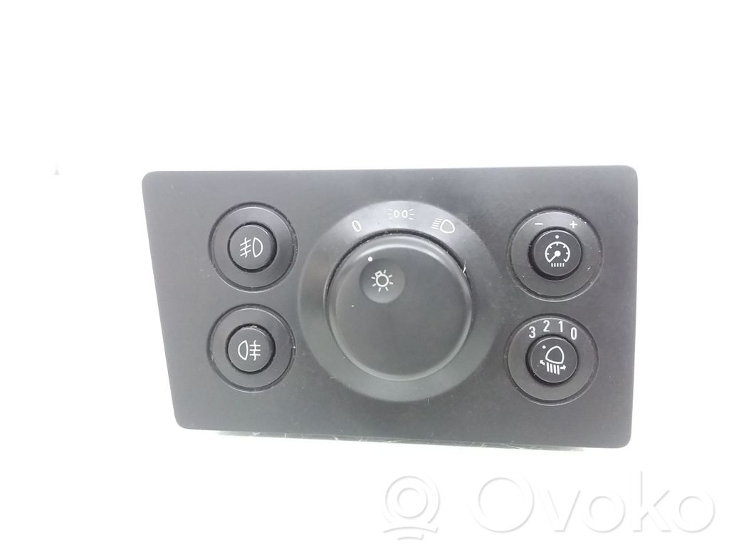 Opel Zafira B Light switch 