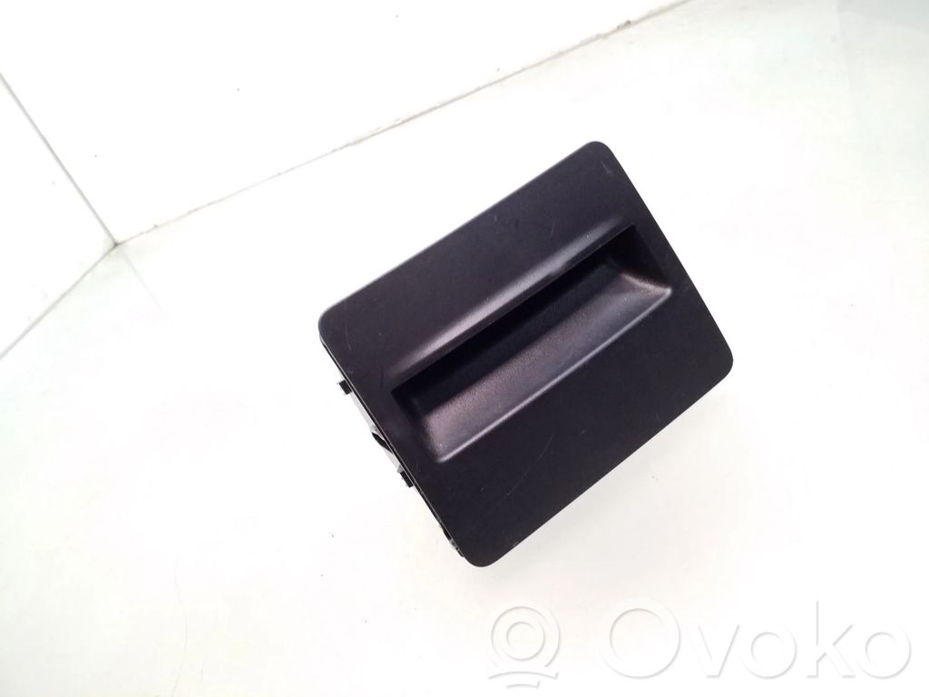 Skoda Octavia Mk3 (5E) Ashtray (rear) 