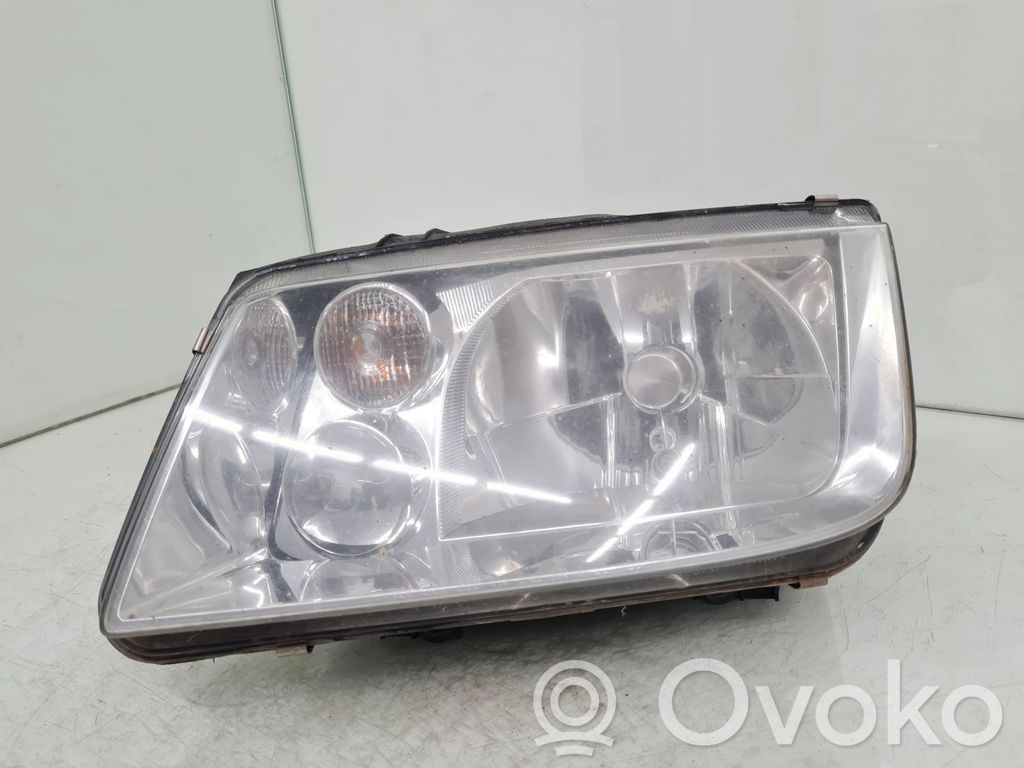 Lampa przednia   963597