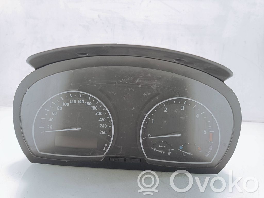 BMW X3 E83 Speedometer (instrument cluster) 