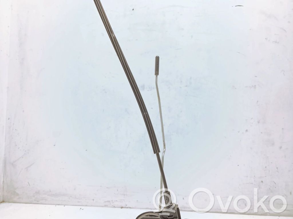 Opel Insignia A Front door lock 