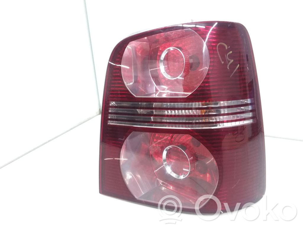 Volkswagen Touran I Rear/tail lights 