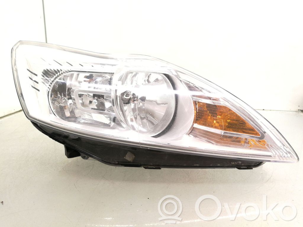 Ford Focus Priekšējais lukturis 