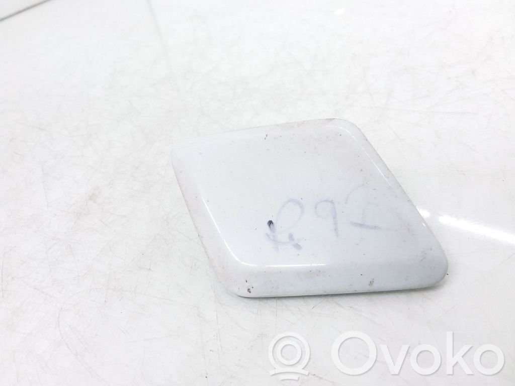 Zaślepka spryskiwacza lampy przedniej   8M5113L018AC,8M5113L018ACW