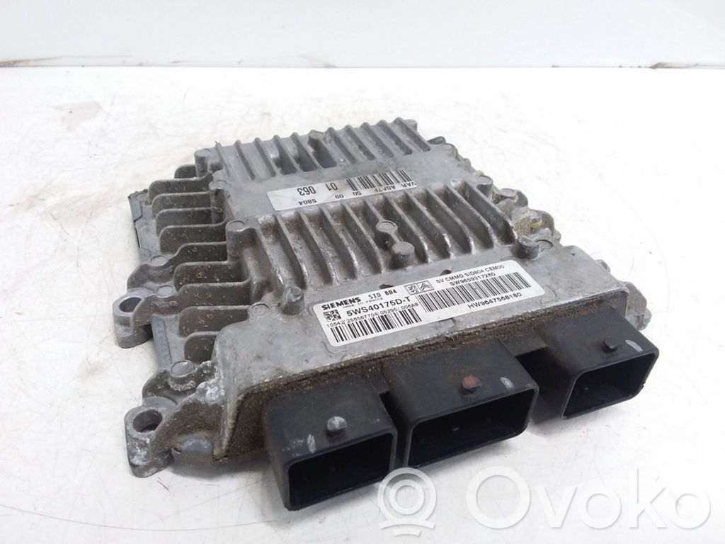 Peugeot 1007 Engine control unit/module 