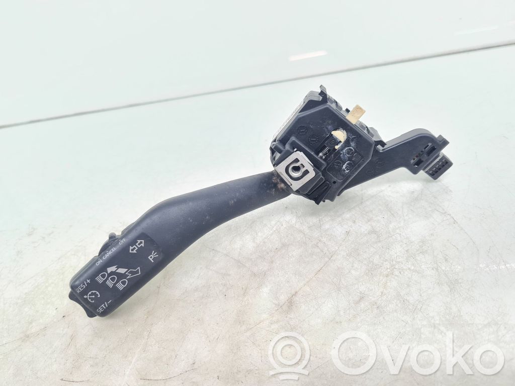 Volkswagen Golf V Indicator stalk 