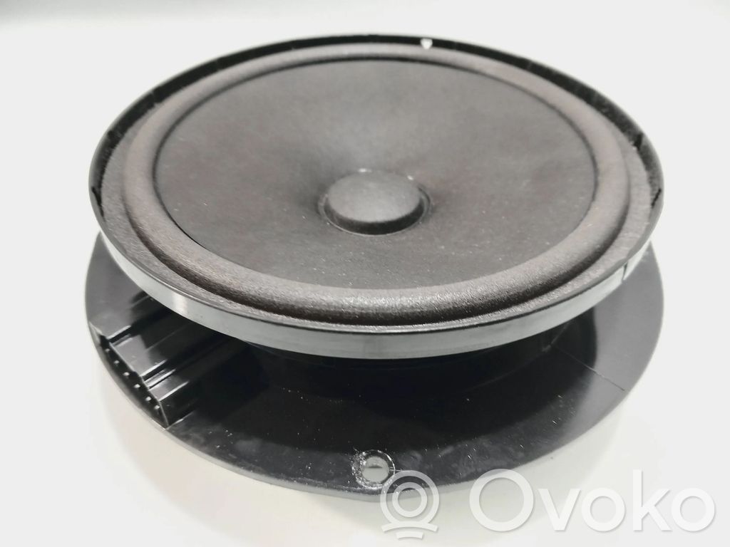 Volkswagen Golf Plus Rear door speaker 