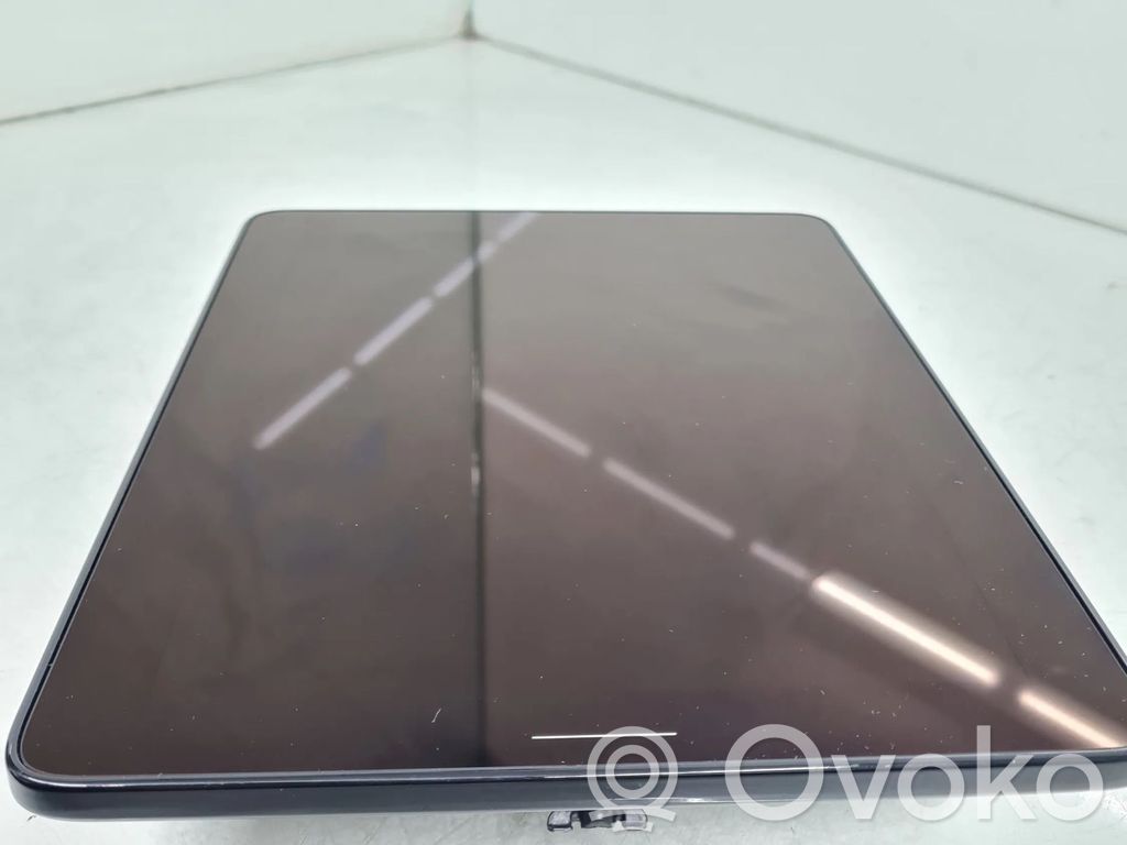 Polestar 2 Screen/display/small screen 
