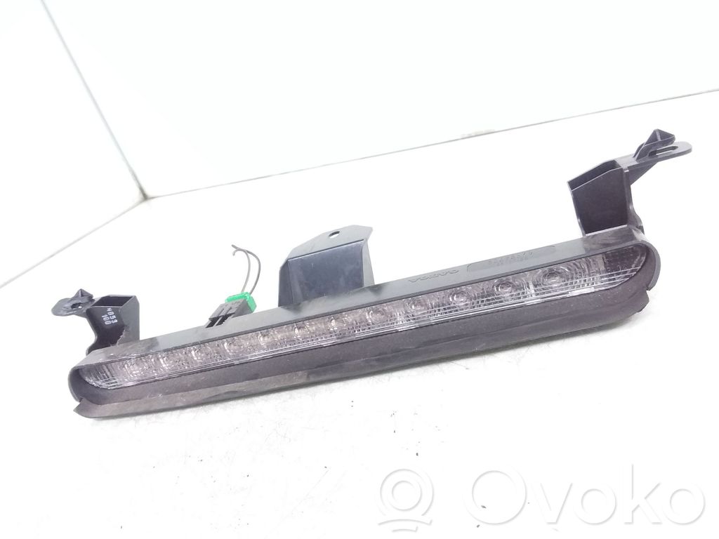 Volvo V70 Third/center stoplight 